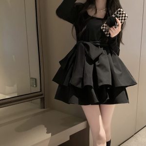 Rekomendasi Dress Mini Buat Tubuh Mungil