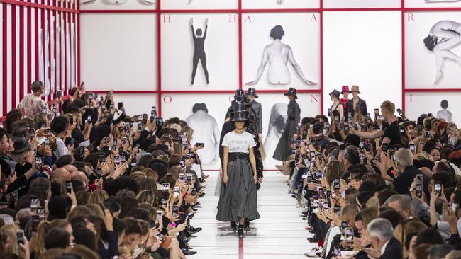 Manfaat Menjadi Model Fashion Yang Patut Anda Ketahui