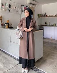 Ide OOTD Fashion Blazer Wanita Panjang